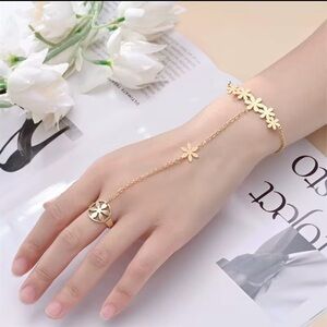 18k gold plated stainless steel bracelet with ring hand chain